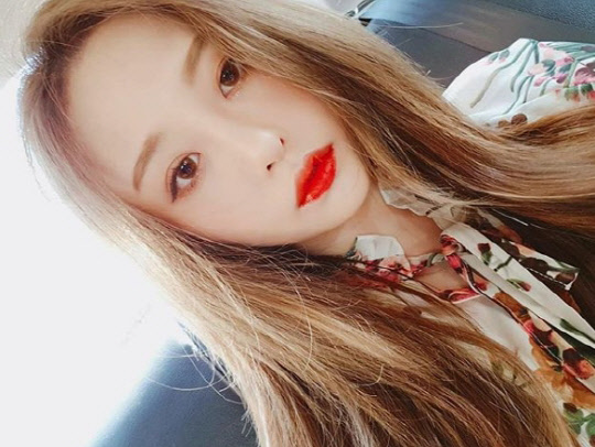 래퍼 캐스퍼가 14일 육지담과 강다니엘 논란에 대해 설명했다. <캐스퍼 인스타그램 캡쳐>
